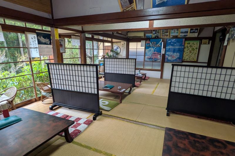 ぎん鈴の座敷を撮影した写真