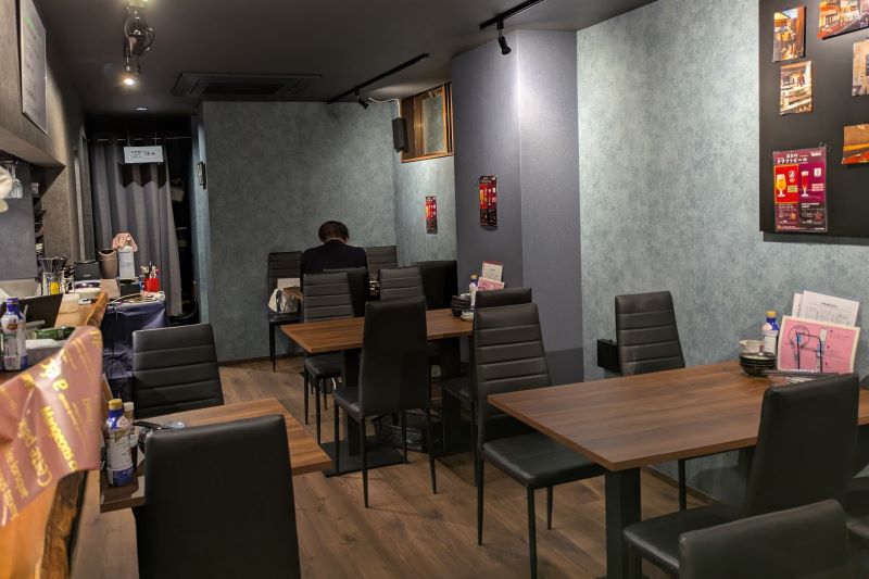 鶏彩の店内を撮影した写真