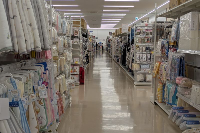 西松屋 ベイシア青梅インター店