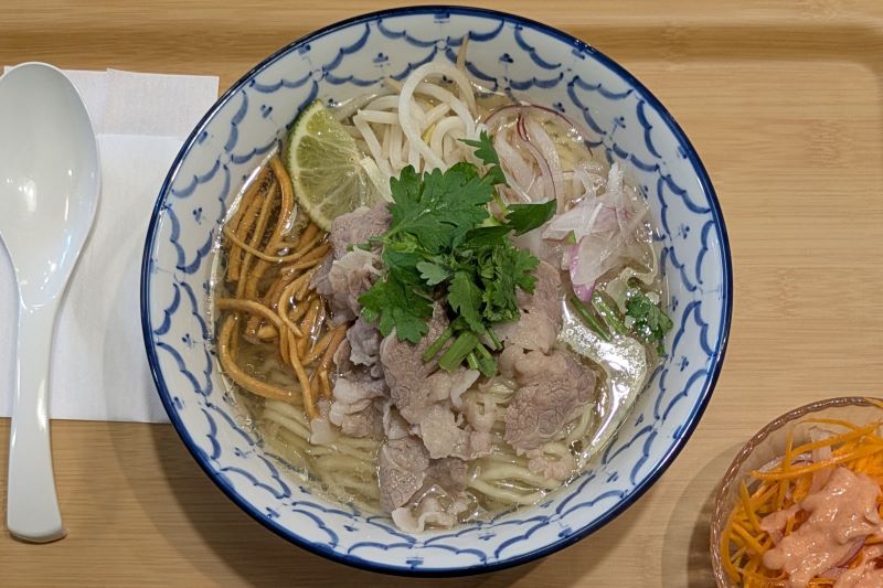 アジアン牛肉ヌードル