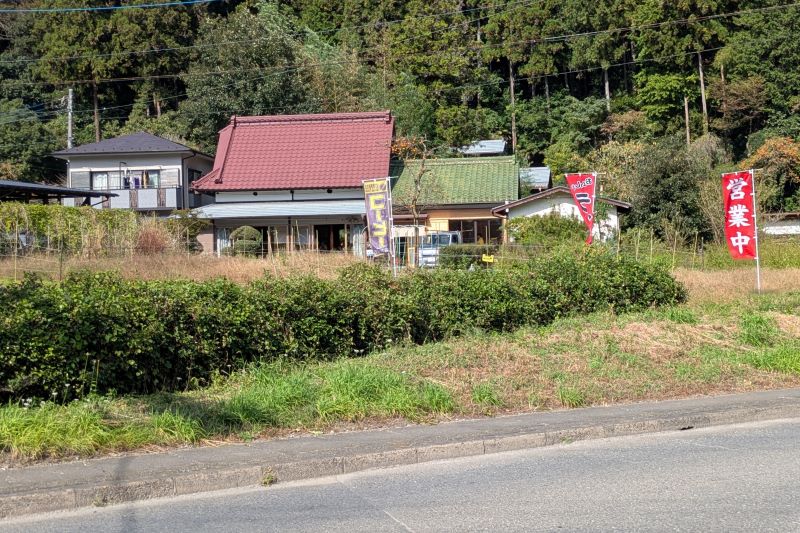 通り側から見える佳しや すーぷ庵